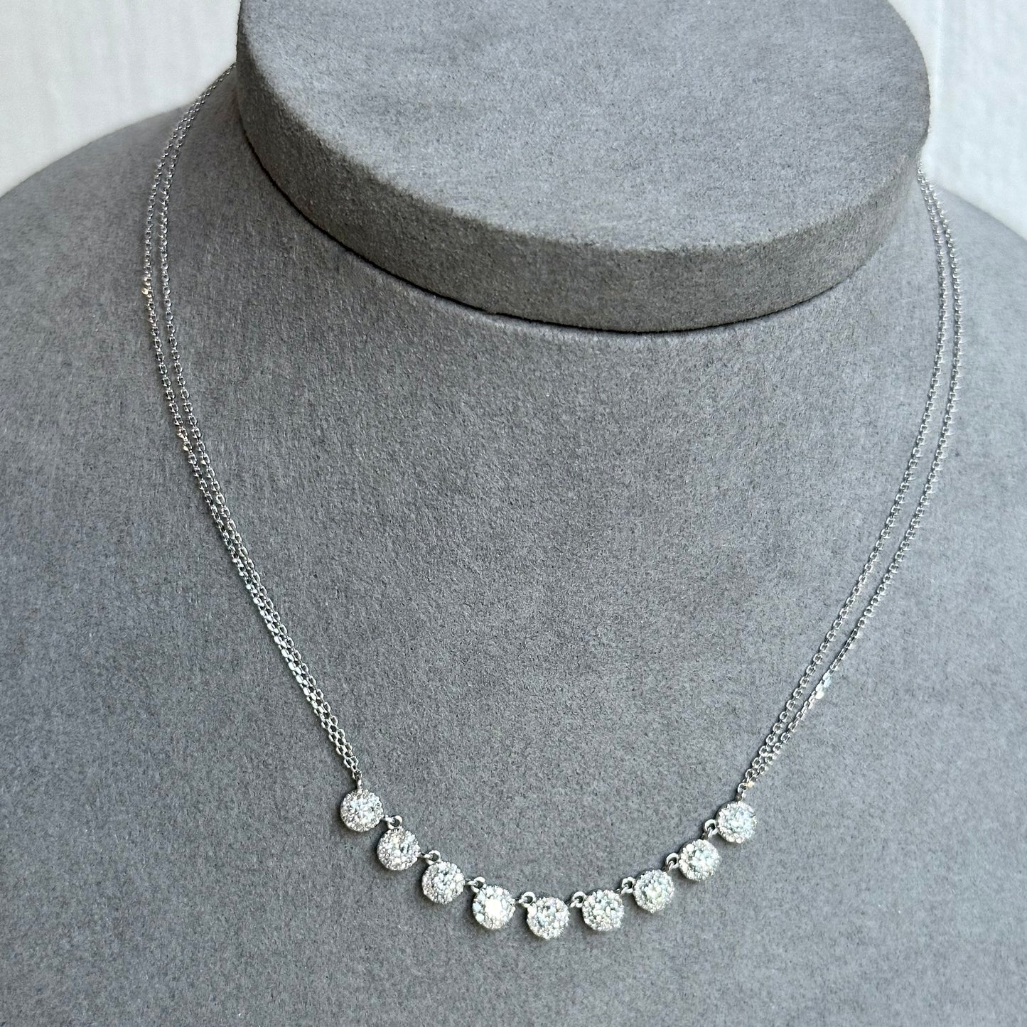 14K White Gold Infinite Circle Diamond Necklace - 0.83ctw