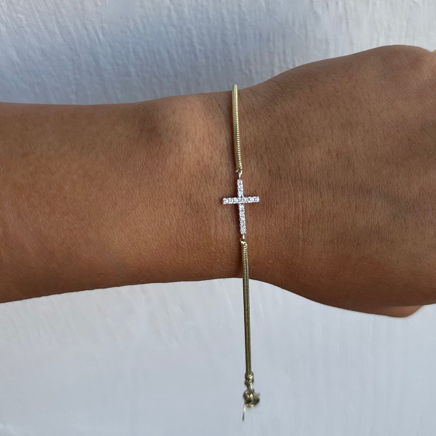 14KT Yellow Gold Bracelet with 14KT White Gold Cross & 0.15ct Diamond – Elegant Religious Jewelry