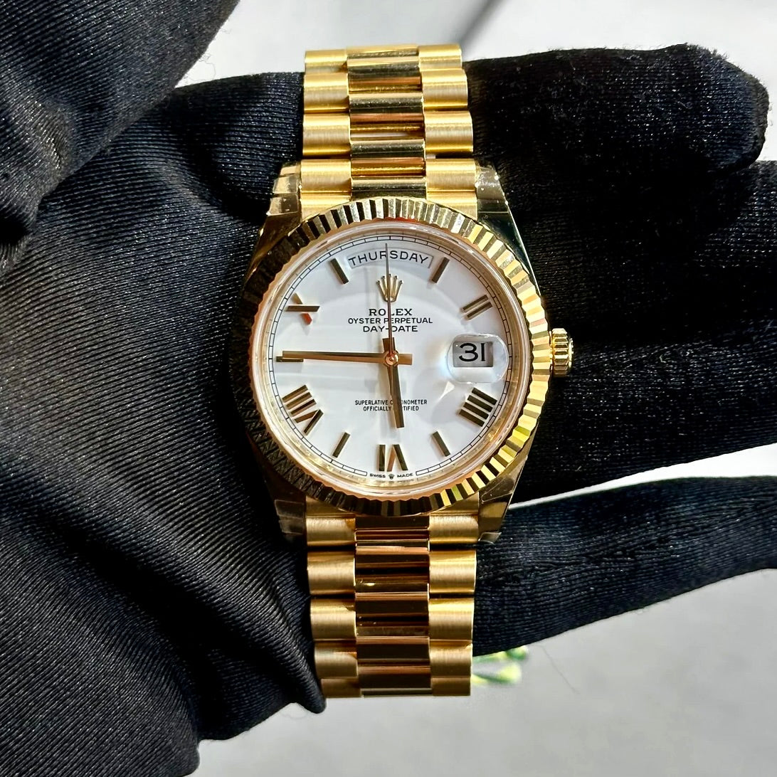 Brand New 2022 18kt Yellow Gold Rolex Day-Date 40 White Roman