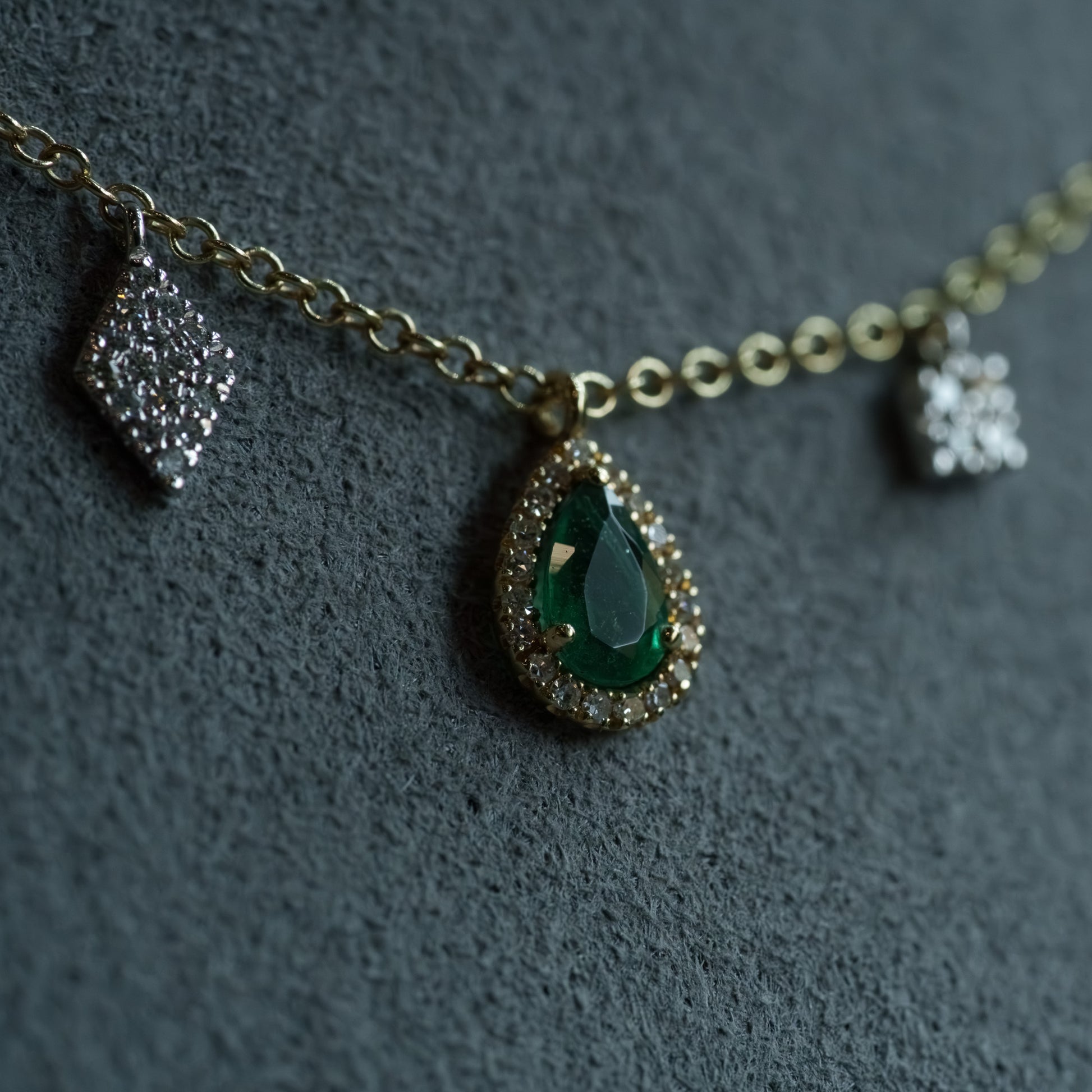 14kt Two-Tone Gold Emerald & Diamond Halo Fringe Necklace