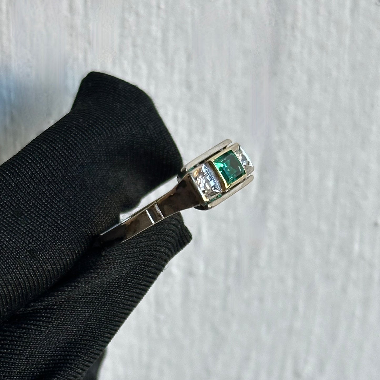 Vintage Art Deco Emerald Cut Emerald & Diamond Ring in 14kt White Gold – Original 1920s