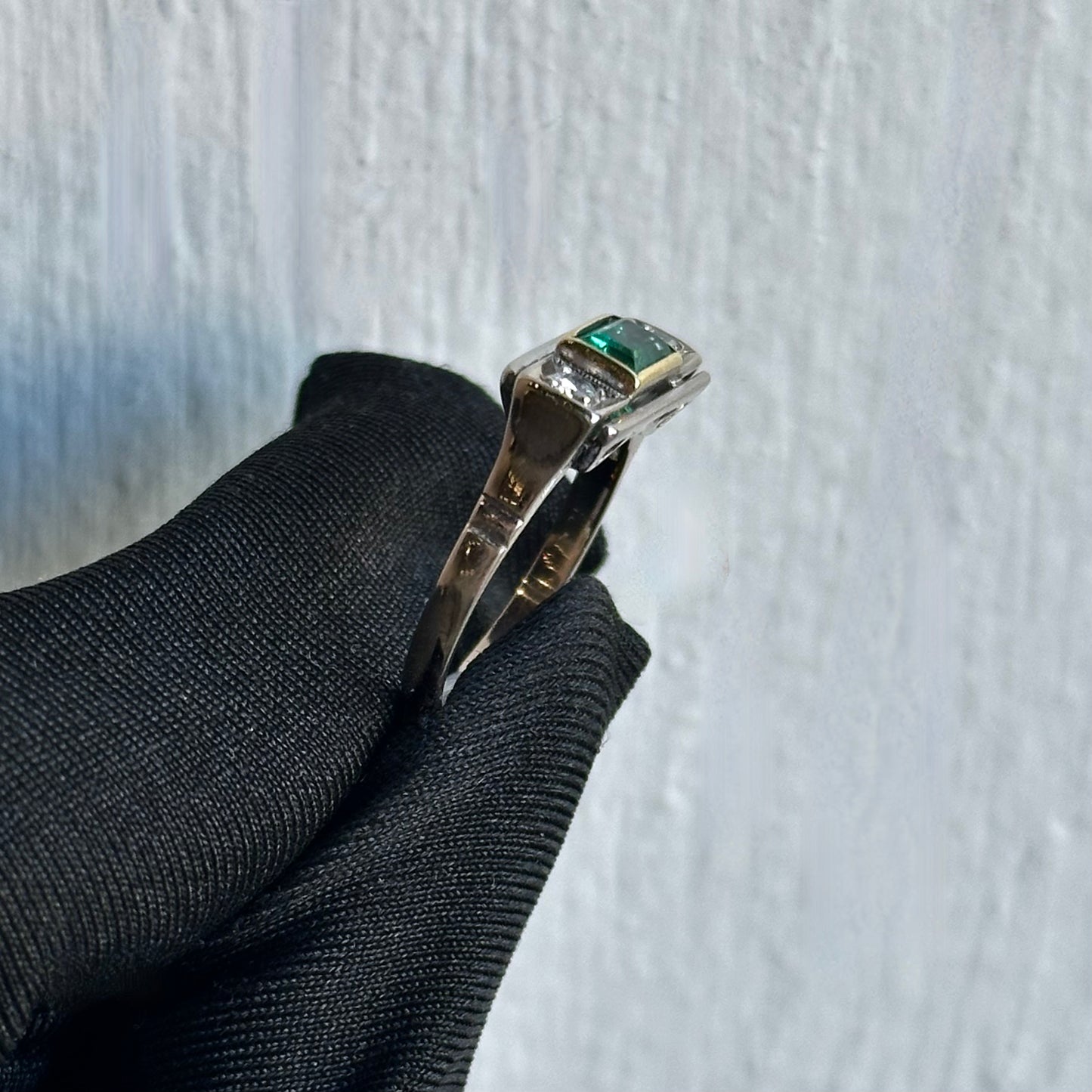 Vintage Art Deco Emerald Cut Emerald & Diamond Ring in 14kt White Gold – Original 1920s