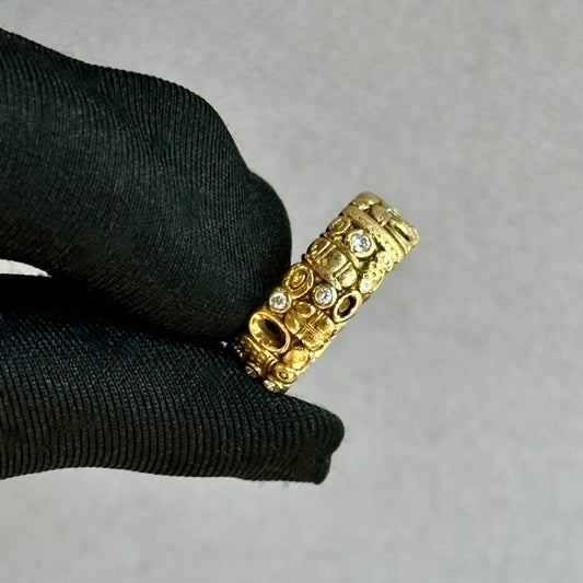 Vintage Alex Sepkus “Favorite Things” Band – 18K Yellow Gold & Diamond Little Window Ring