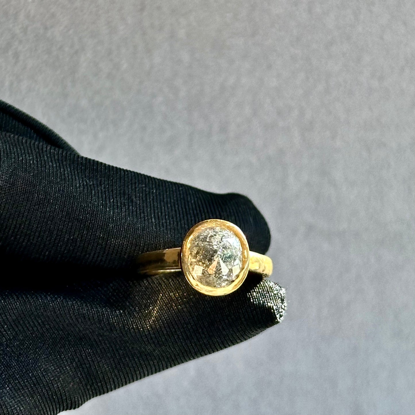 18K Yellow Gold Oval Salt and Pepper Diamond Engagement Ring – Rose Cut Bezel Set, Flush Fit (3mm Band, 11mm Top)