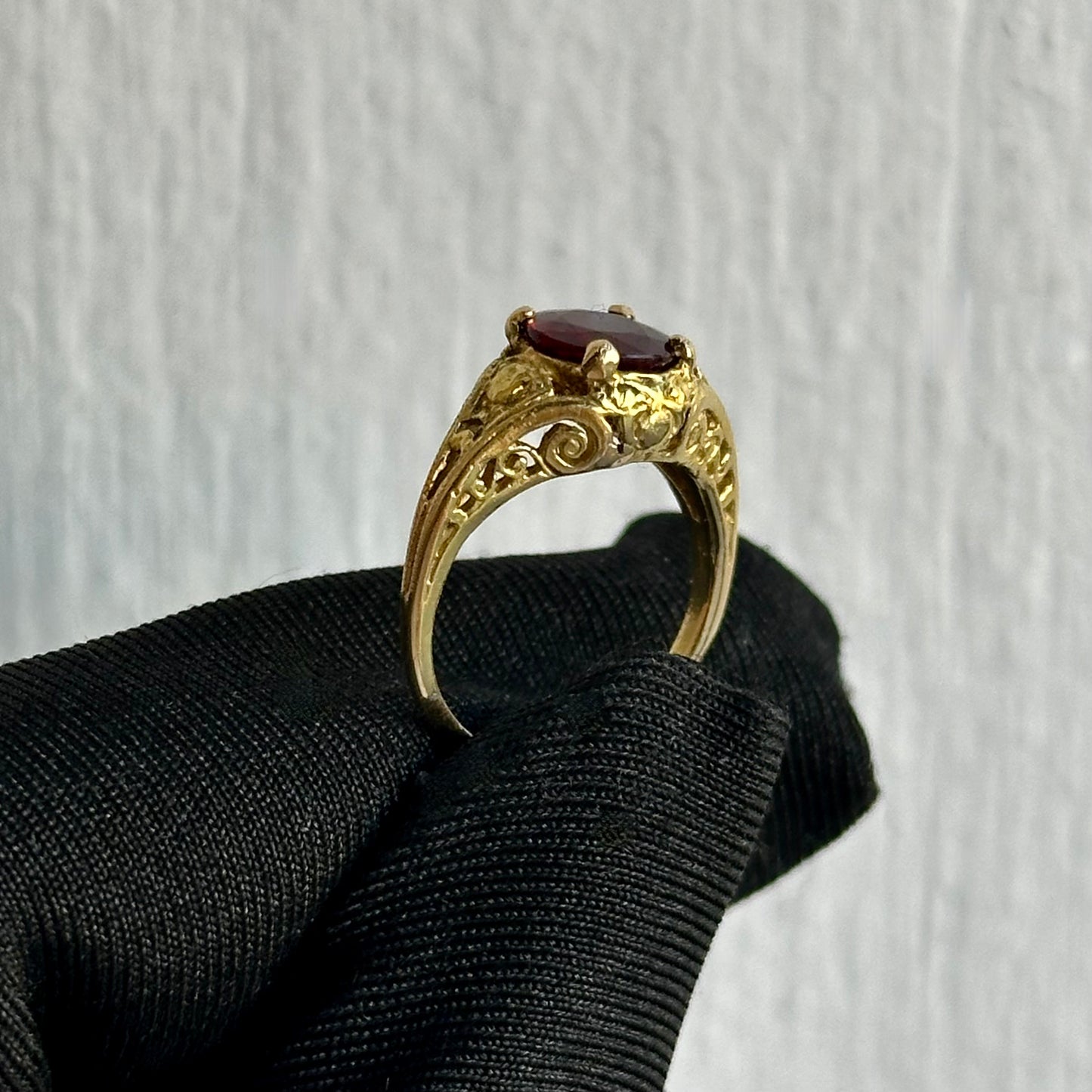 18kt Yellow Gold Handmade Filigree Mounting with Pigeon Blood Ruby – Art Deco Inspired, Custom Made at Facets Fine Jewelry