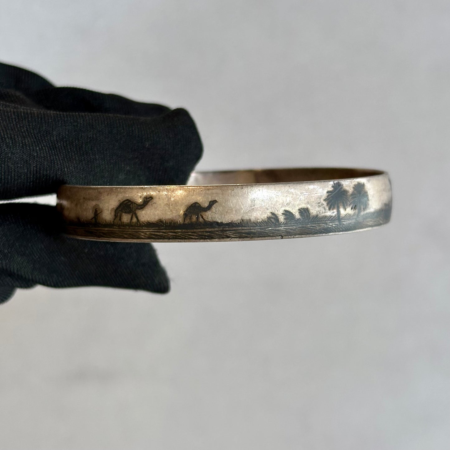 Silver Vintage Iraqi Bangle - Etched Desert Scene with Camels, Palm Trees & Niello Inlay