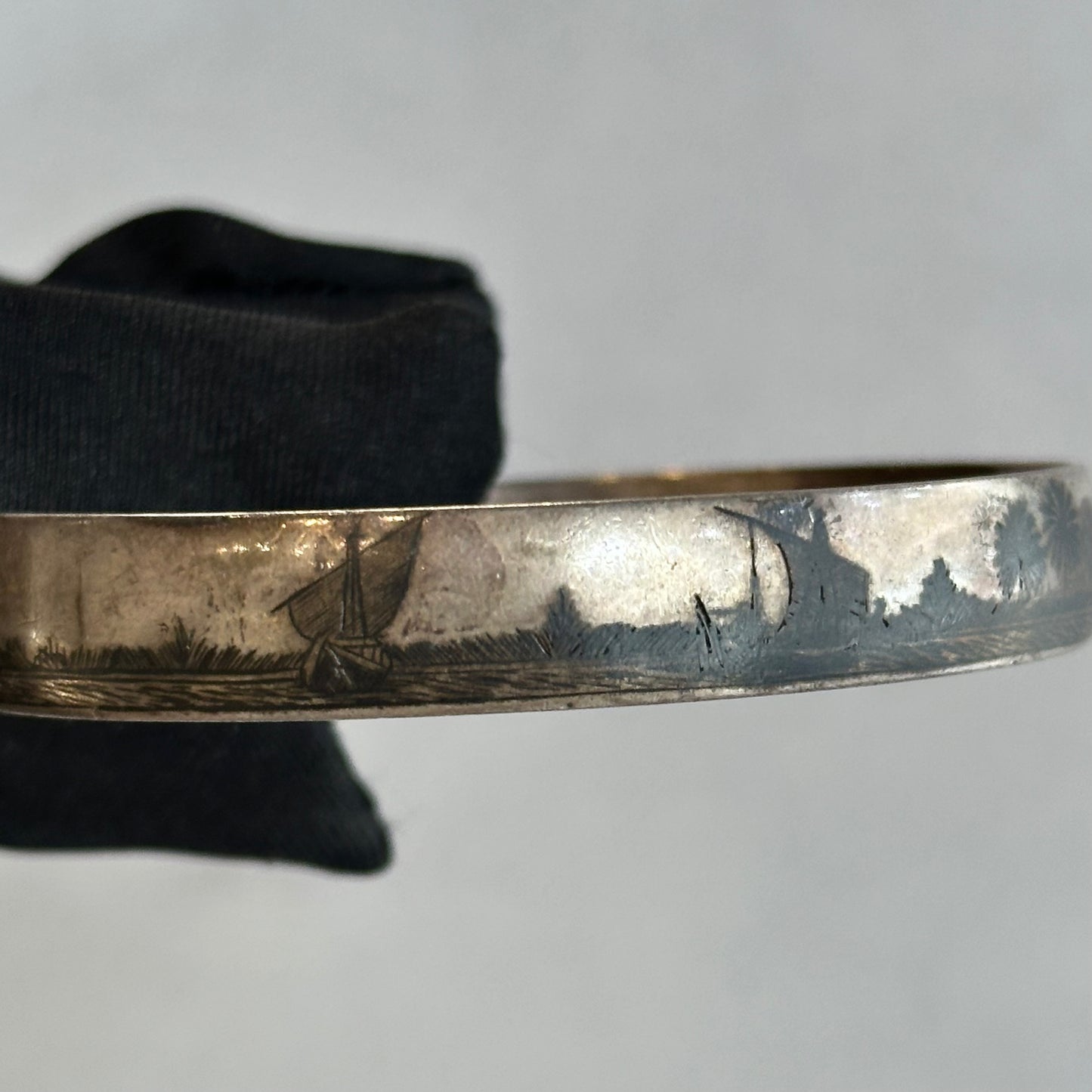 Silver Vintage Iraqi Bangle - Etched Desert Scene with Camels, Palm Trees & Niello Inlay