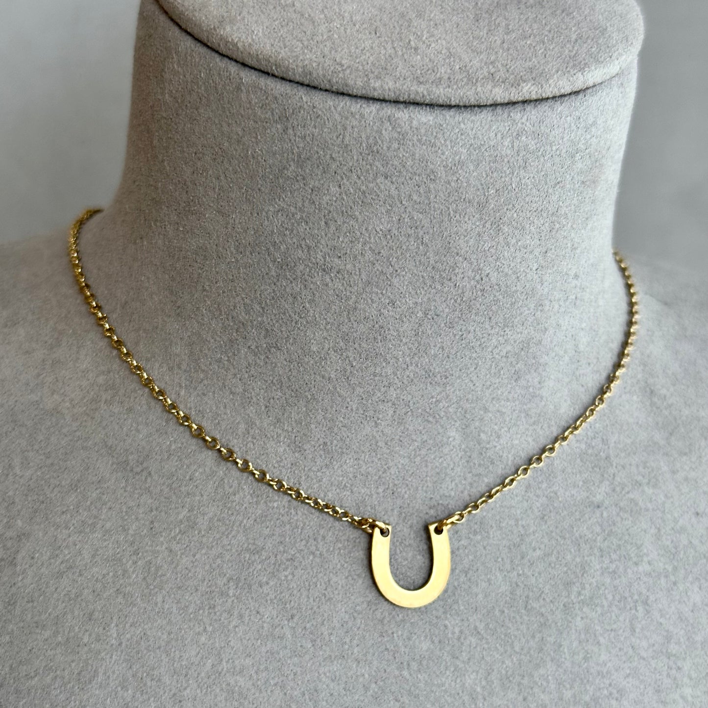 Gold Plated Horse Shoe Pendant Necklace - 16" Chain – Symbol of Good Luck & Elegance