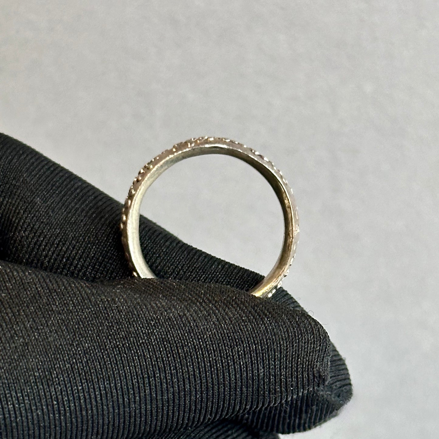 Unique 5mm Sterling Silver Wedding Band with Little Bubble-Like Grain Design – A Timeless Symbol of Love